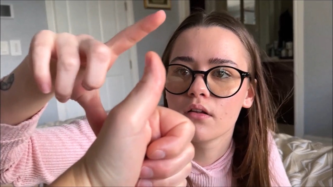 Скачать бесплатно Как ты посмел сестру до сквирта трахать? 😳 Прекрати, продолжай