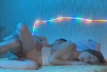 Порно видео Спит секс. Смотреть Спит секс онлайн